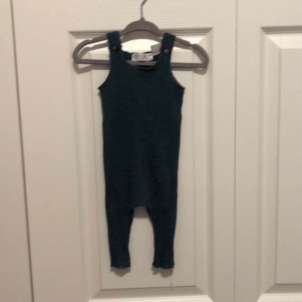 Zara baby ribbed knit overalls 3-6 mos